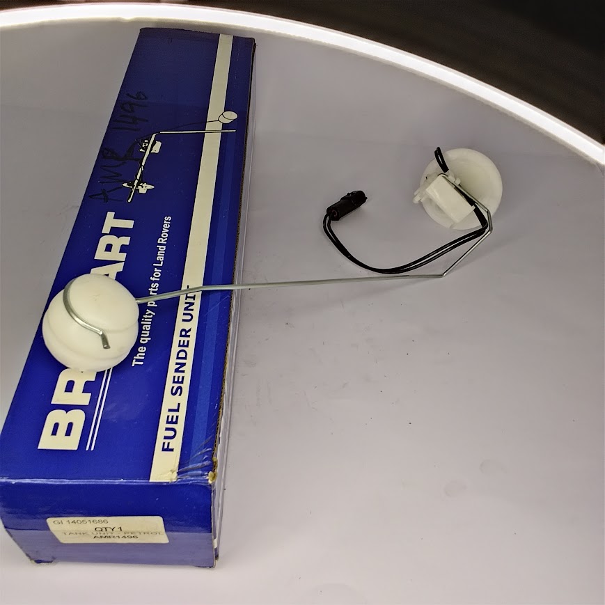 AMR1496 – Fuel Tank Sender unit – DEFENDER 110 / 130 PETROL ENGINES